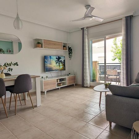 Apartamento Las Palmeras - Con Terraza, Barbacoa, Aire Acondicionado Y A 250M De La Playa! Лос Алказарес Экстерьер фото