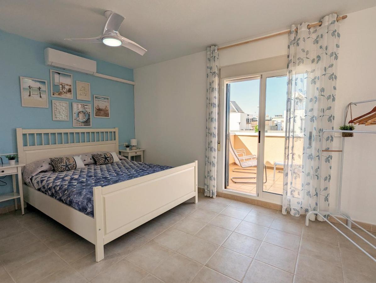 Apartamento Las Palmeras - Con Terraza, Barbacoa, Aire Acondicionado Y A 250M De La Playa! Лос Алказарес Экстерьер фото